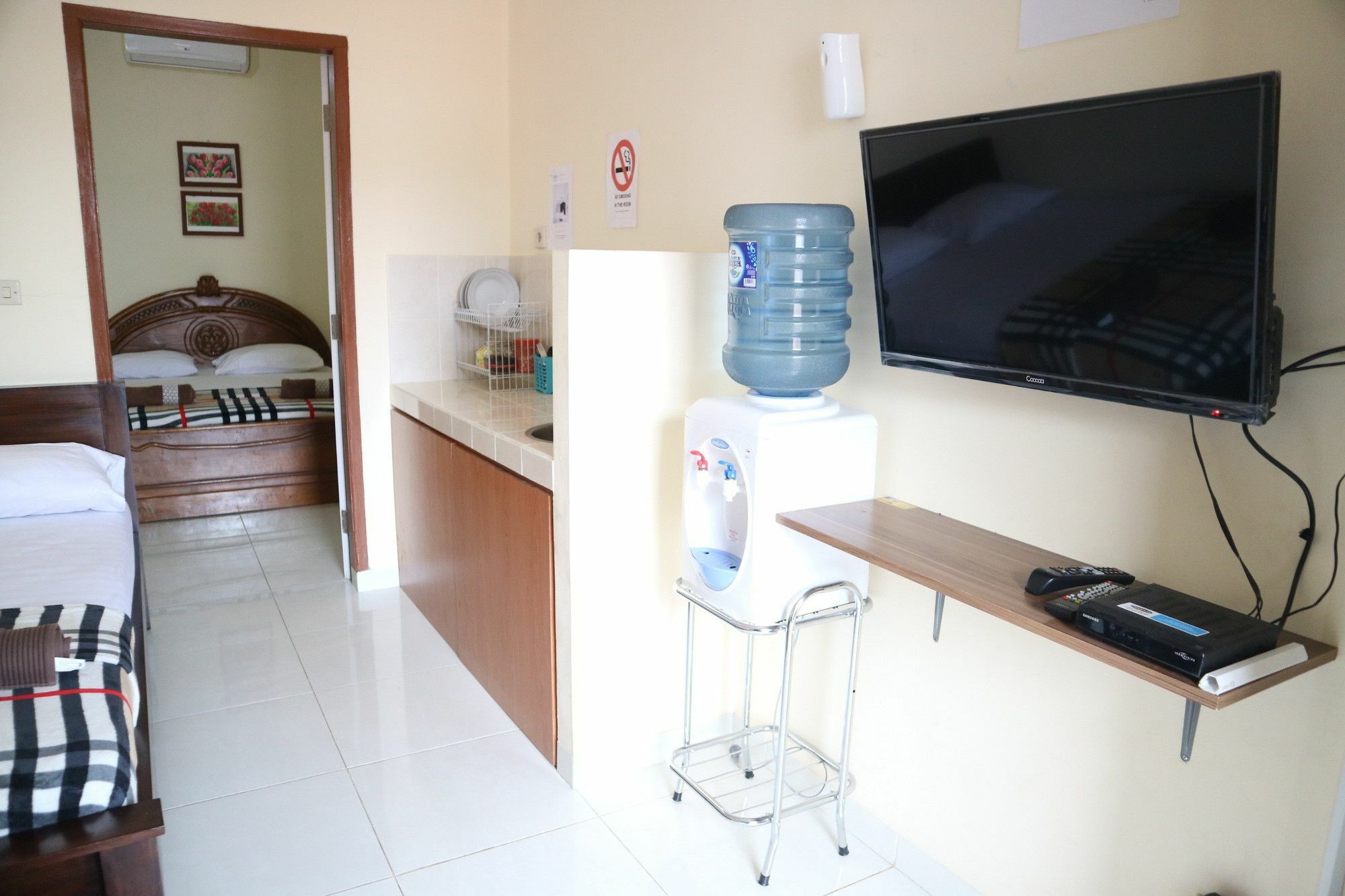 Hotel Zenrra House Bandung Exterior foto
